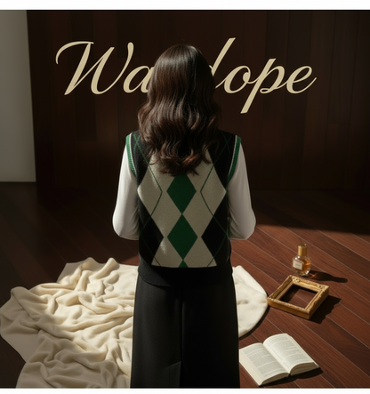 💚 Women Green & Black Argyle Knit Button-Down Sweater Vest (Exclusive Edition )