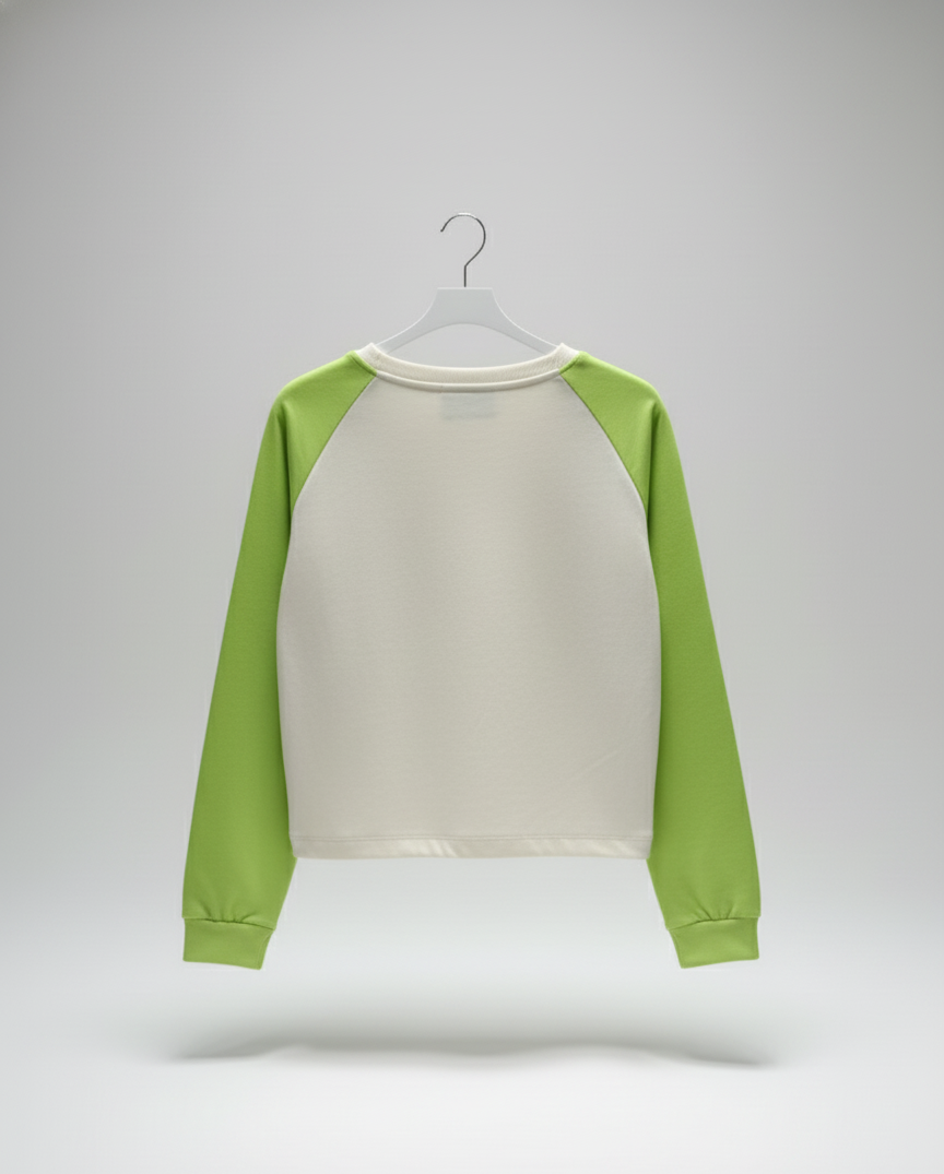 💚 Whimsical Bear Sweatshirt – Edition